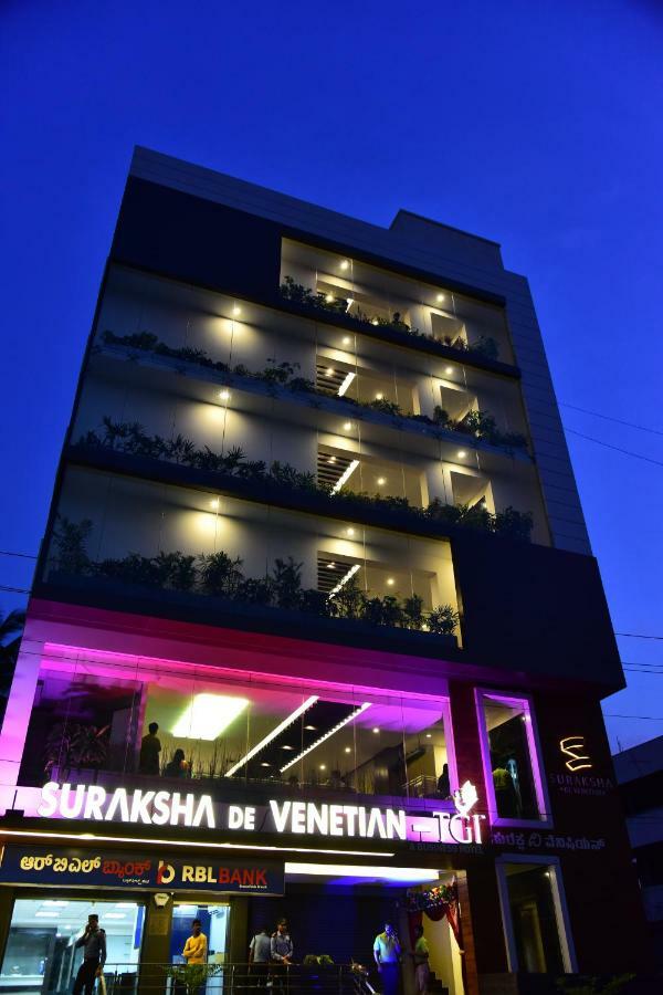 De Venetian by TGI Hotel Bangalore Buitenkant foto